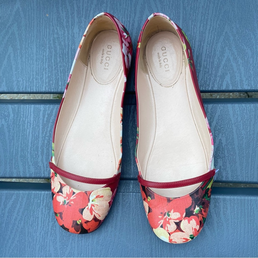 Authentic Gucci Bloom flat in red floral- size 6 / Ballerine Gucci Authentique